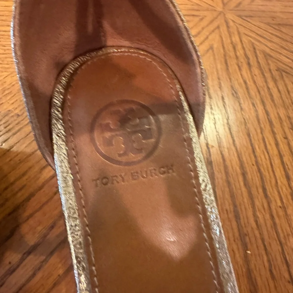 Tory Burch Gold Ankle Strap Wedges 8